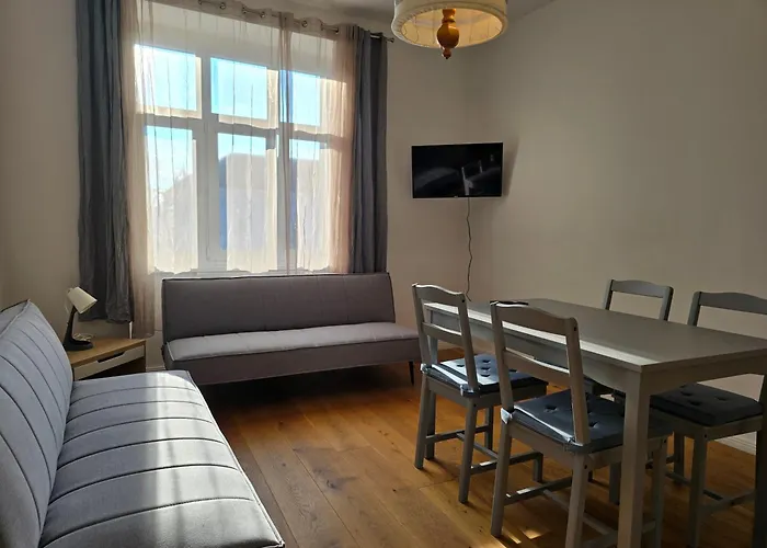 3Bedrooms For 6