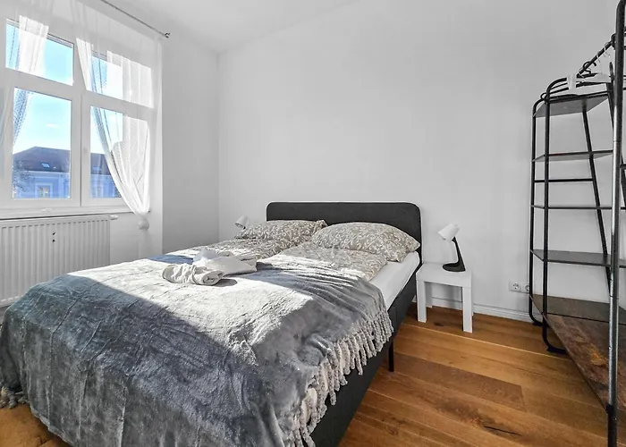 3Bedrooms For 6