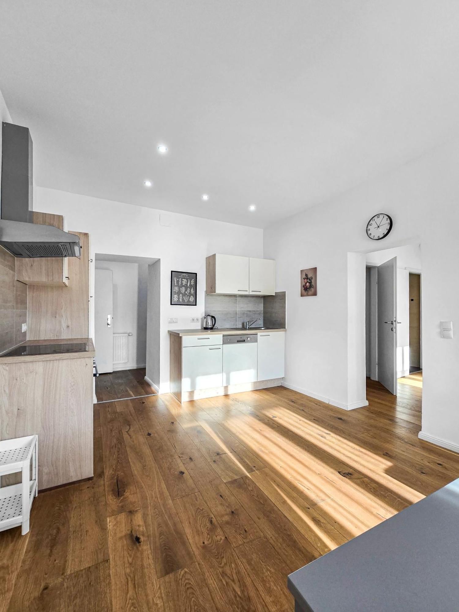 Appartement 3bedrooms For 6 Stockerau